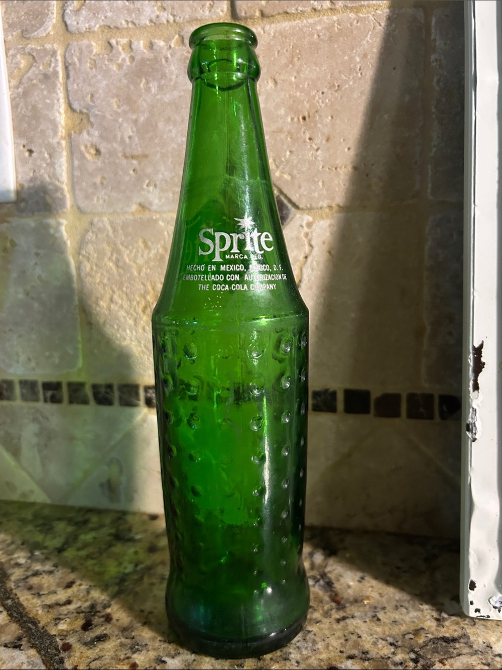 Sprite Green Glass Bottle - Iconic Logo - Picture 3 of 3